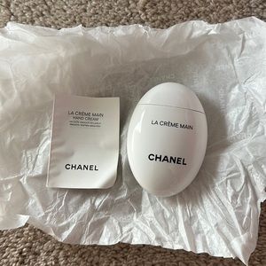 CHANEL LA CRÈME MAIN